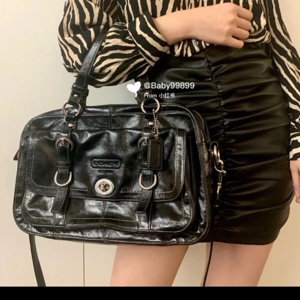 coach vintage studs bag